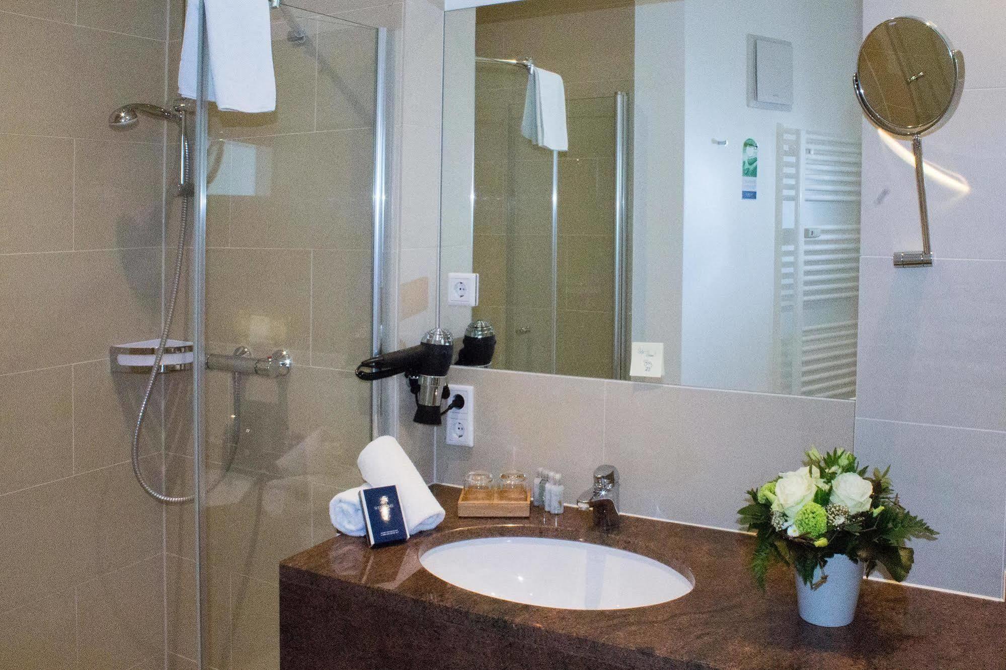 Welcome Hotel Marburg Екстер'єр фото