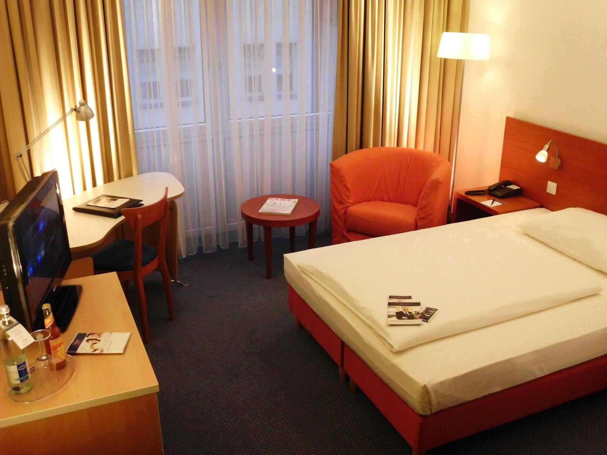 Welcome Hotel Marburg Екстер'єр фото