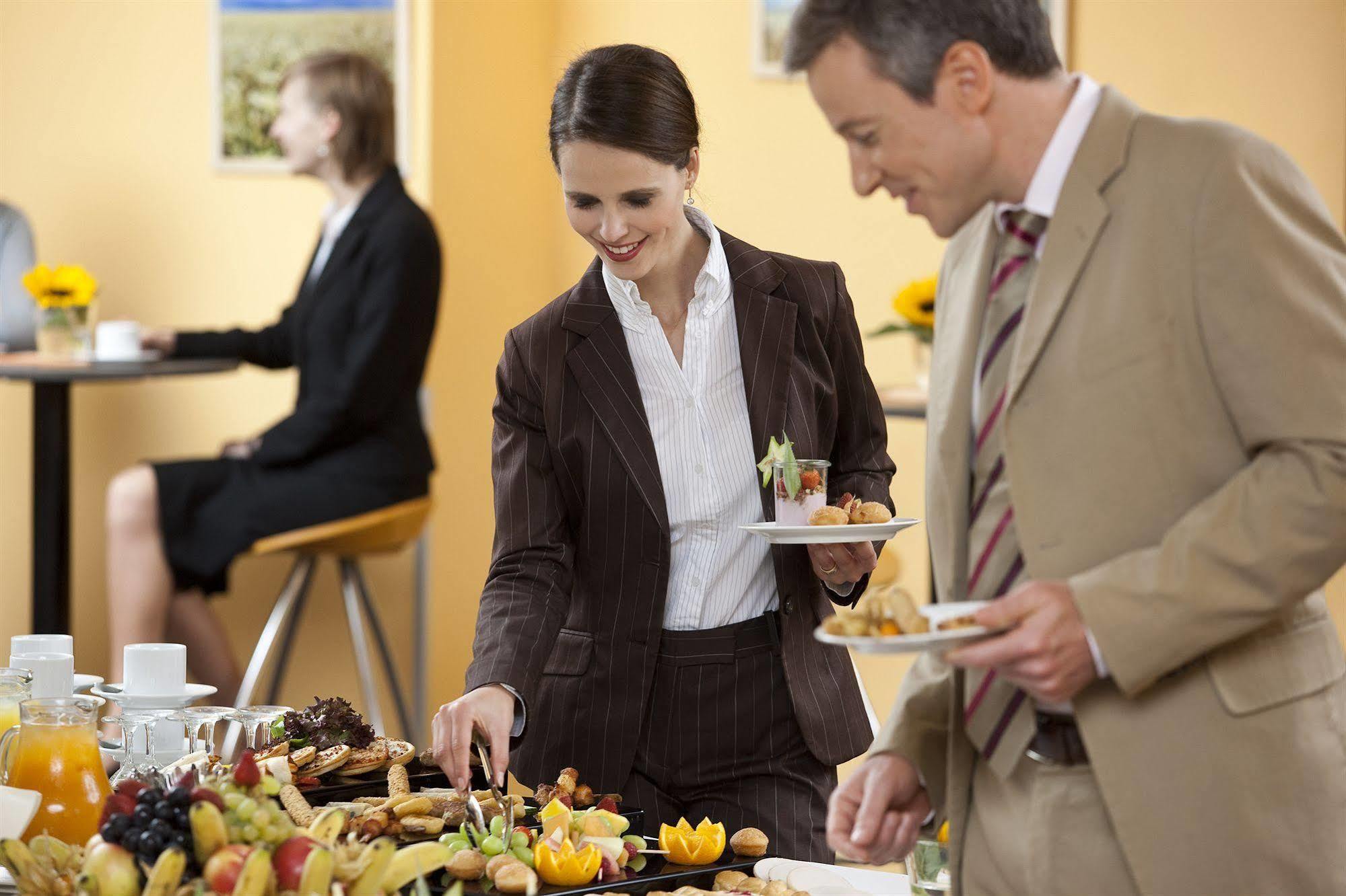 Welcome Hotel Marburg Екстер'єр фото