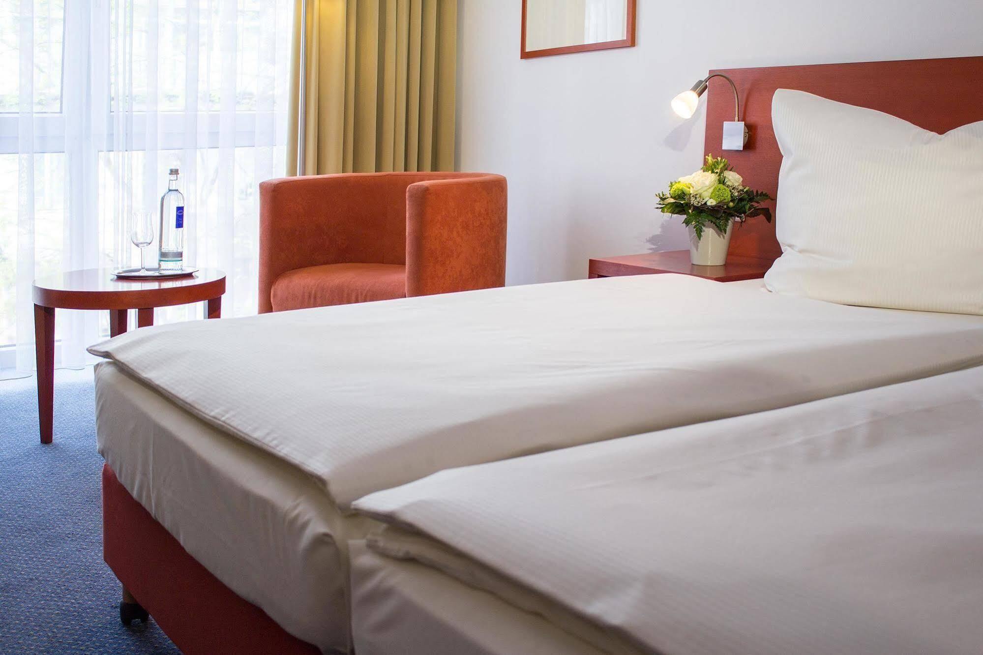 Welcome Hotel Marburg Екстер'єр фото